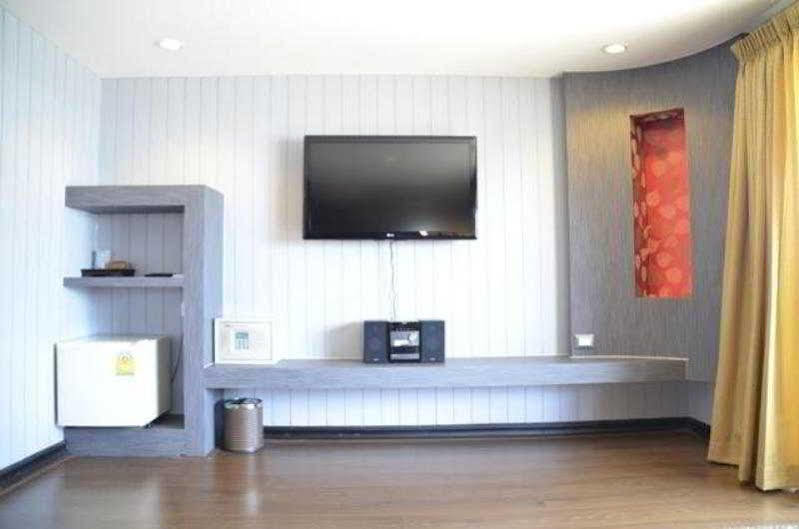 Baan Chalelarn Hotell HHQ Exteriör bild